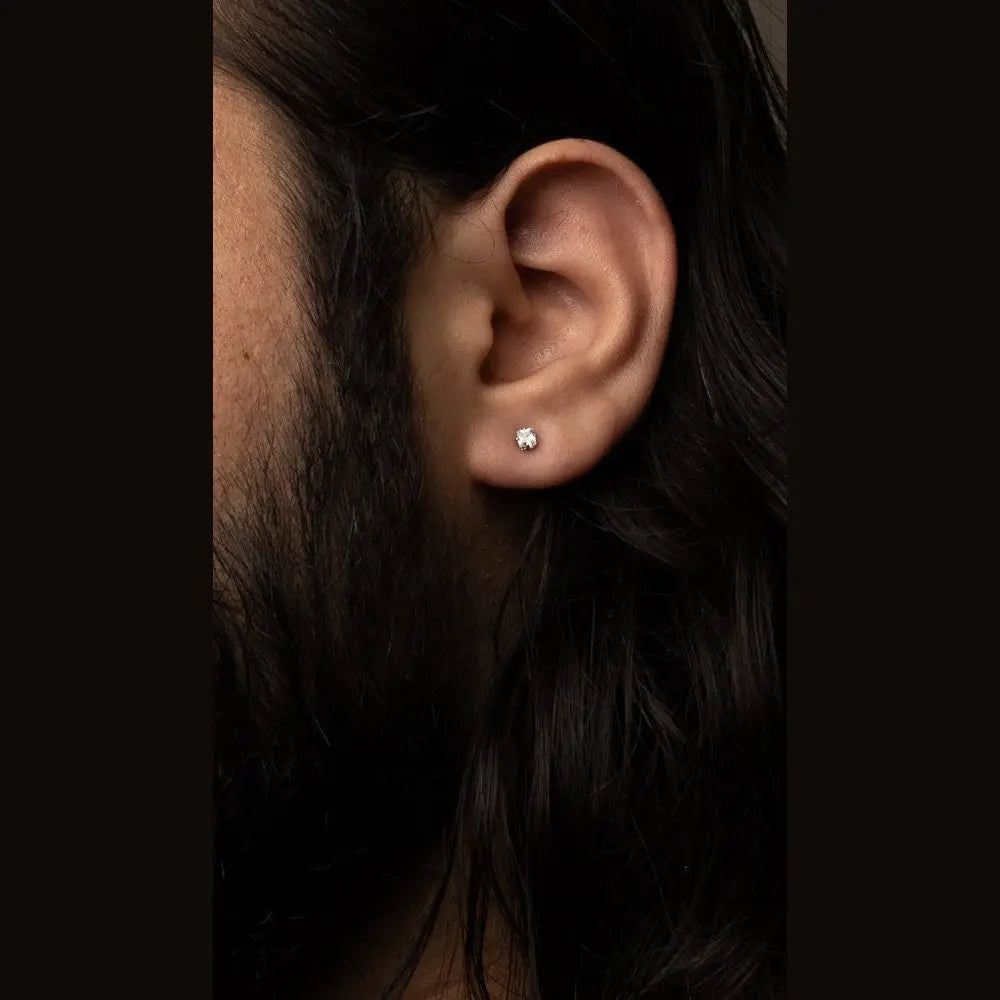 Classic Silver Piercing (Zircon) LVRG