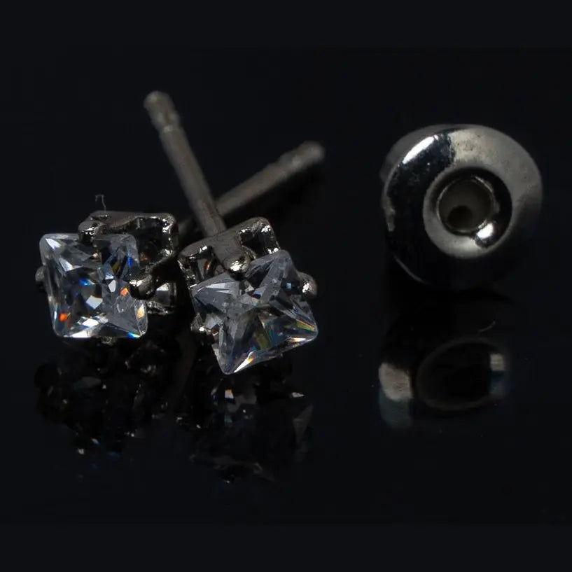 Classic Silver Piercing (Zircon) LVRG