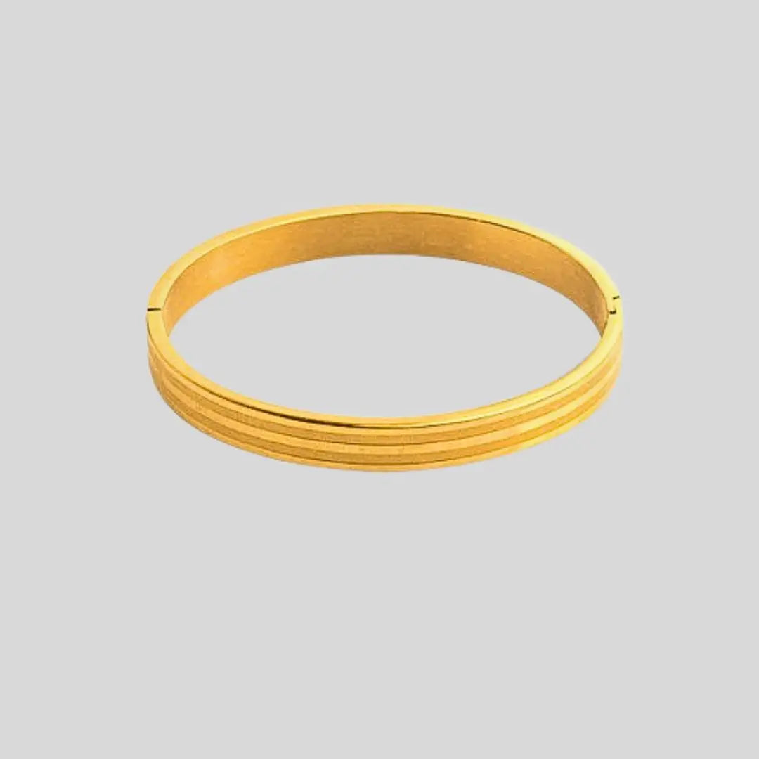 Cuffed Stripe Bracelet (Gold) LVRG