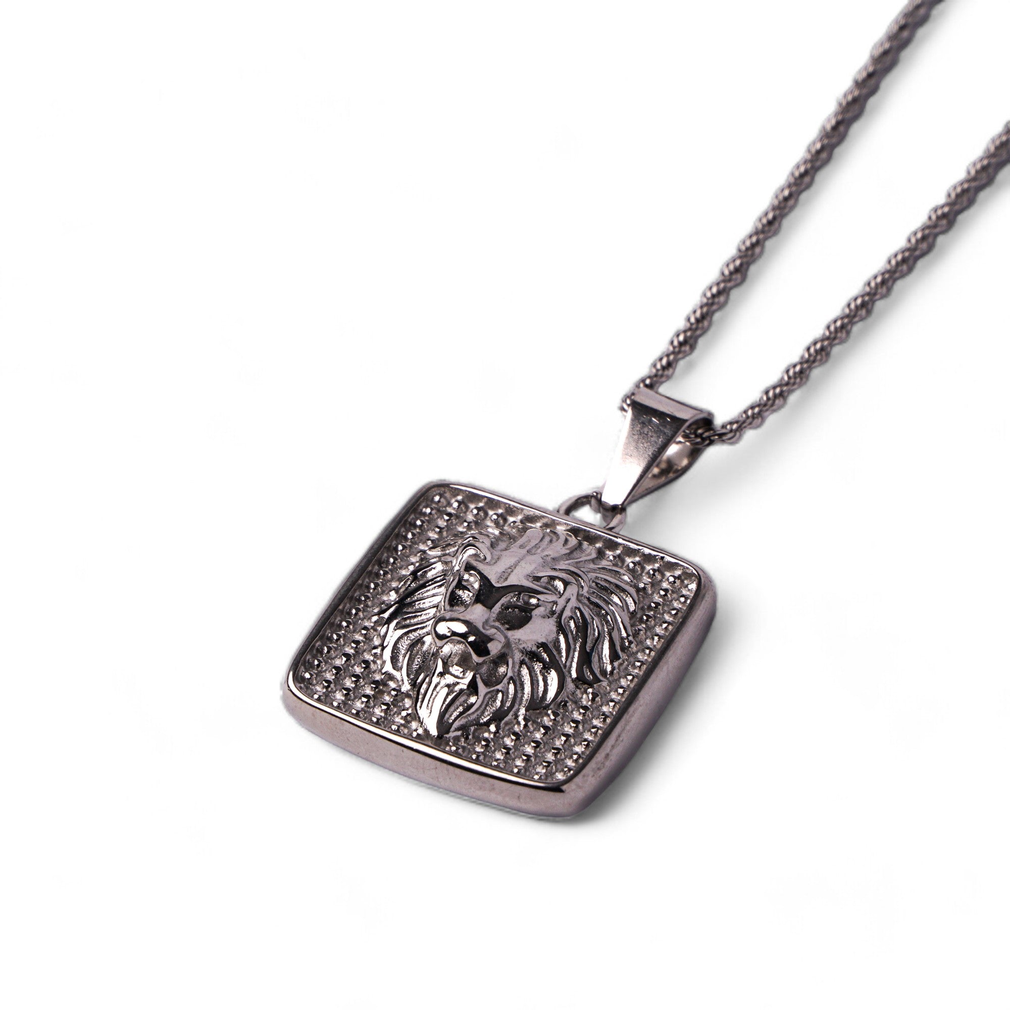 Roar Pendant