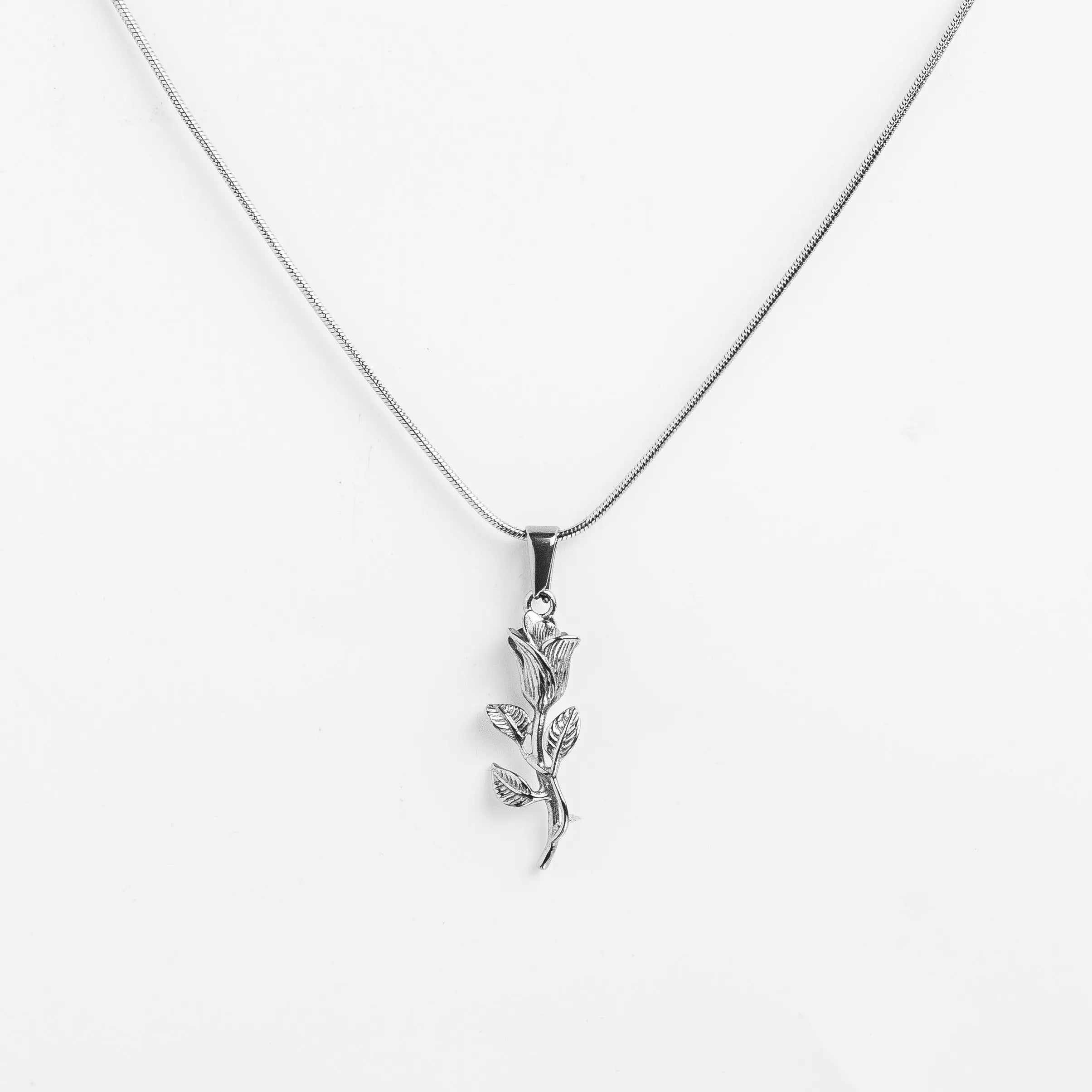 Rose Pendant LVRG